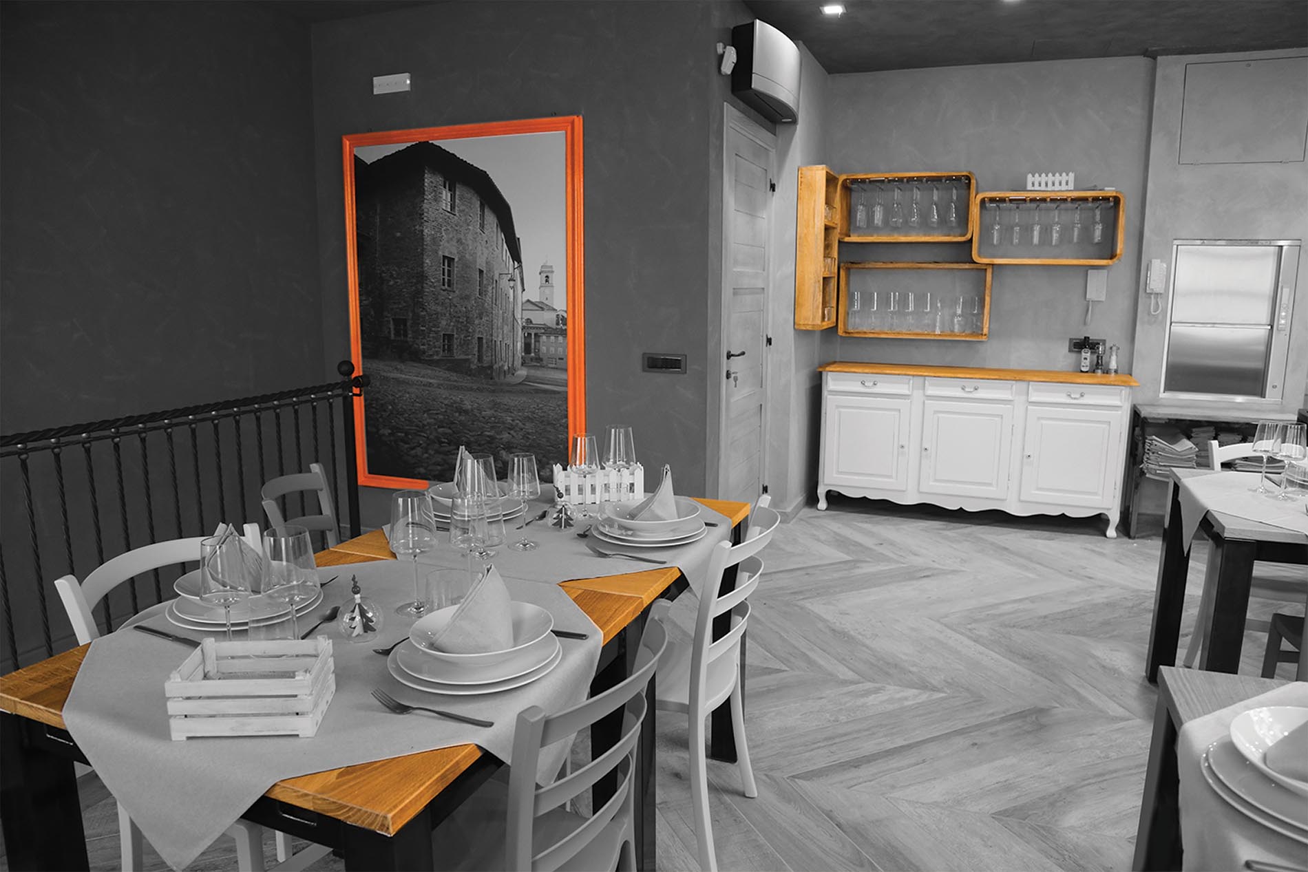 Emme2Design ARREDO PER LOCALI